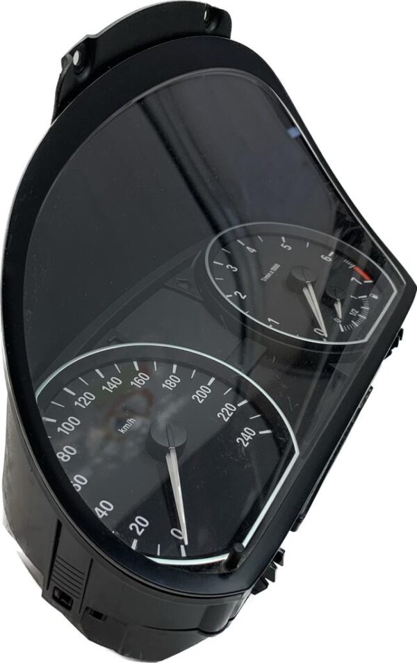 CUADRO INSTRUMENTOS BMW SERIE 1 BERLINA