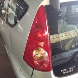 PILOTO TRASERO IZQUIERDO PEUGEOT 107