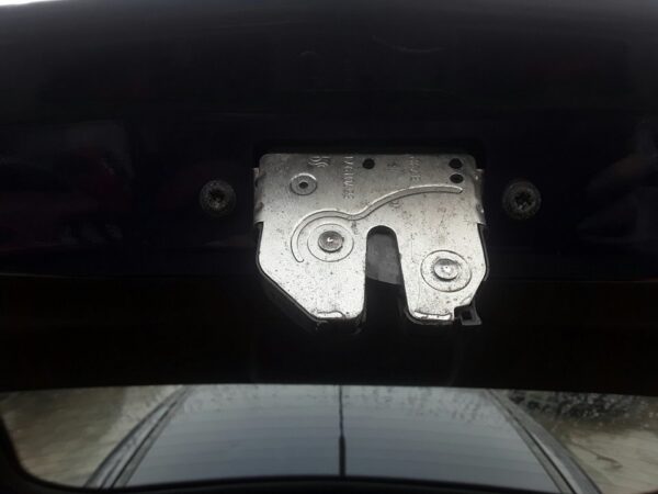 CERRADURA MALETERO / PORTON OPEL CORSA D