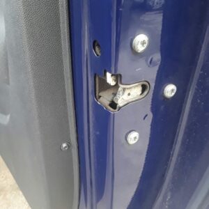 CERRADURA PUERTA DELANTERA DERECHA OPEL CORSA D
