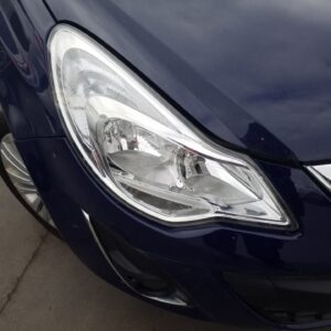 FARO DERECHO OPEL CORSA D
