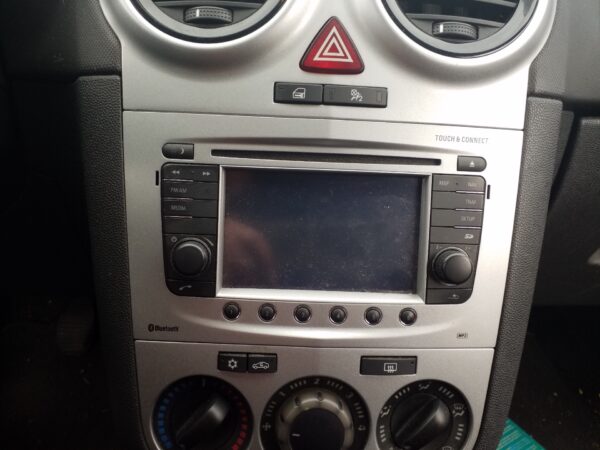 SISTEMA AUDIO / RADIO CD OPEL CORSA D