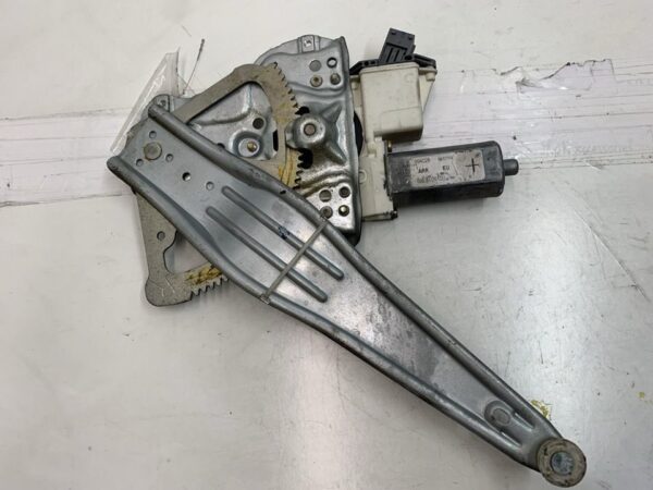 ELEVALUNAS TRASERO DERECHO TOYOTA AVENSIS BERLINA