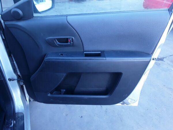 ELEVALUNAS DELANTERO DERECHO MAZDA 5 BERL.
