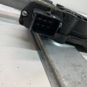 ELEVALUNAS DELANTERO DERECHO OPEL CORSA D