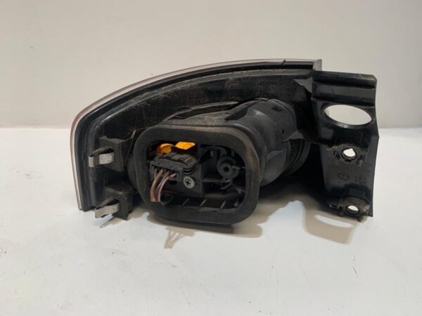 PILOTO TRASERO DERECHO SEAT IBIZA
