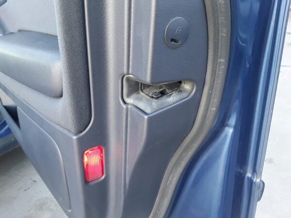 CERRADURA PUERTA DELANTERA DERECHA AUDI A4 AVANT
