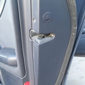 CERRADURA PUERTA TRASERA DERECHA  AUDI A4 AVANT