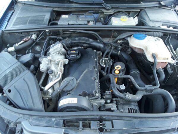 CONDENSADOR / RADIADOR  AIRE ACONDICIONADO AUDI A4 AVANT