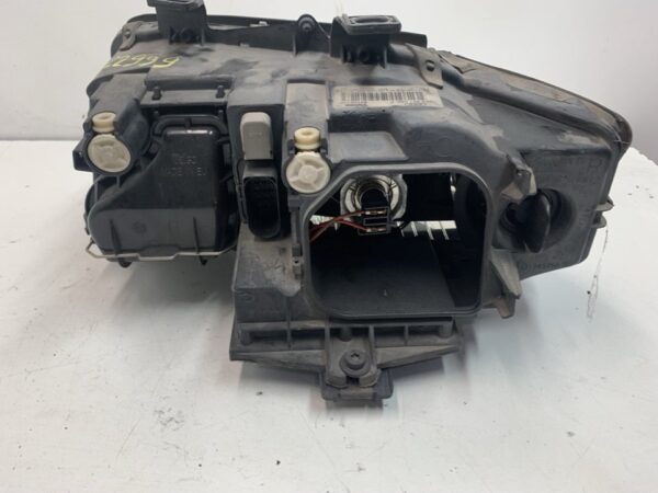 FARO DERECHO AUDI A4 BERLINA