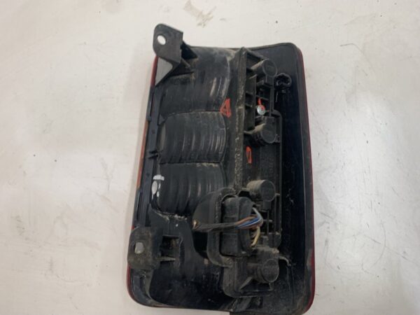 PILOTO TRASERO IZQUIERDO VOLKSWAGEN CADDY (2K)(02.2004)
