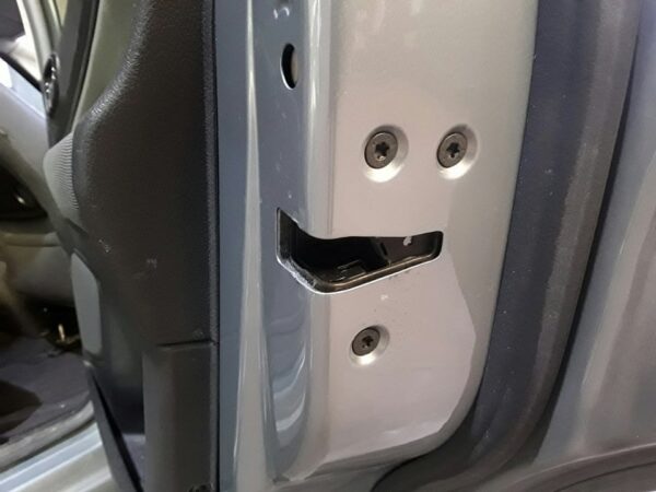 CERRADURA PUERTA TRASERA IZQUIERDA  FORD S-MAX