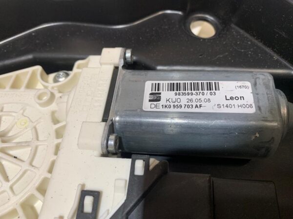 ELEVALUNAS TRASERO IZQUIERDO SEAT LEON
