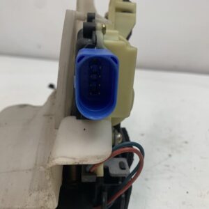 CERRADURA PUERTA DELANTERA DERECHA VOLKSWAGEN POLO