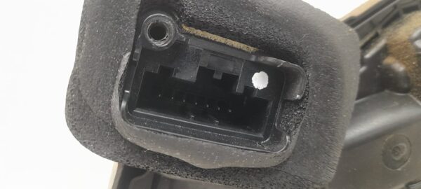 CERRADURA PUERTA TRASERA IZQUIERDA  VOLKSWAGEN POLO
