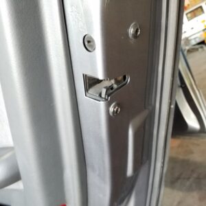 CERRADURA PUERTA TRASERA DERECHA  AUDI A6 BERLINA
