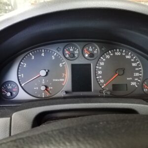 CUADRO INSTRUMENTOS AUDI A6 BERLINA
