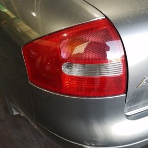PILOTO TRASERO IZQUIERDO AUDI A6 BERLINA