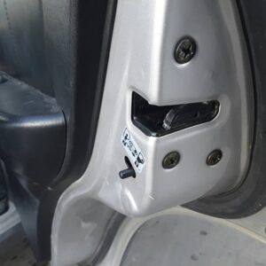 CERRADURA PUERTA TRASERA DERECHA  HYUNDAI TERRACAN