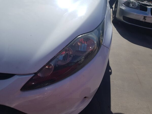 FARO IZQUIERDO FORD FIESTA
