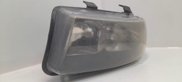 FARO IZQUIERDO SEAT LEON