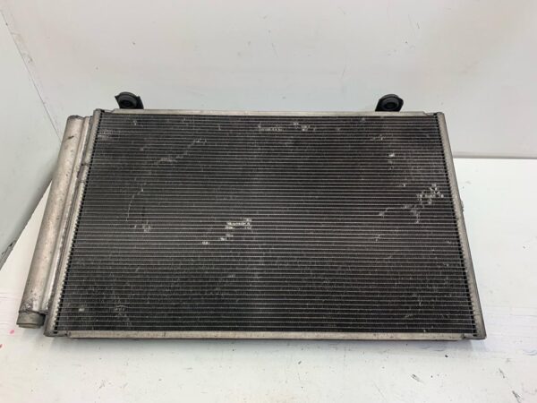 CONDENSADOR / RADIADOR  AIRE ACONDICIONADO TOYOTA AVENSIS BERLINA