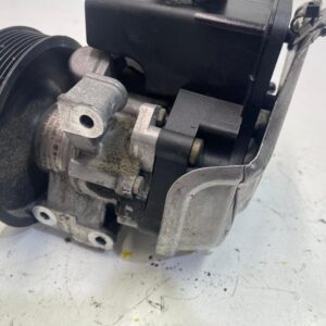 BOMBA DIRECCION MERCEDES CLASE C  BERLINA