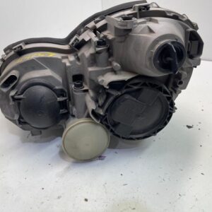 FARO DERECHO MERCEDES CLASE C  BERLINA