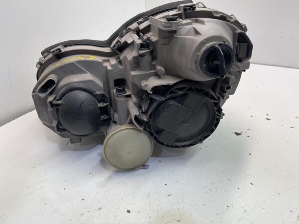 FARO DERECHO MERCEDES CLASE C  BERLINA