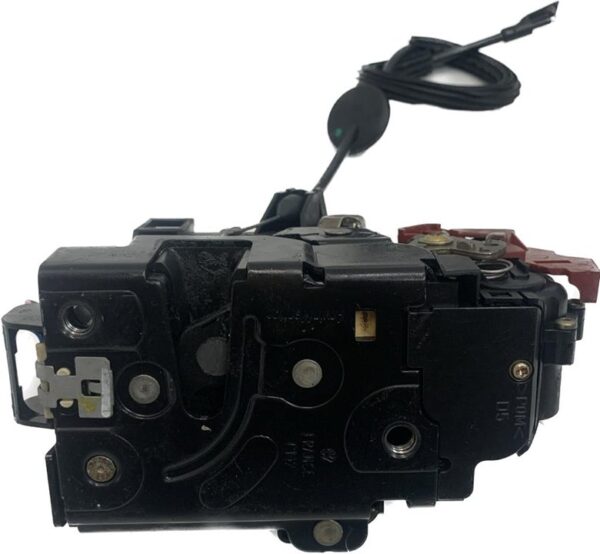 CERRADURA PUERTA DELANTERA DERECHA VOLKSWAGEN GOLF V BERLINA