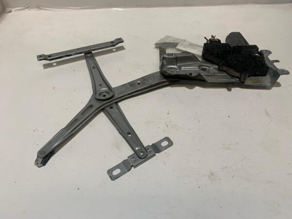 ELEVALUNAS DELANTERO DERECHO OPEL ASTRA H BERLINA