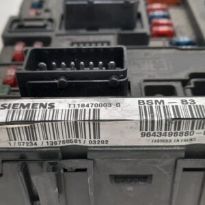 CAJA RELES / FUSIBLES CITROEN C3