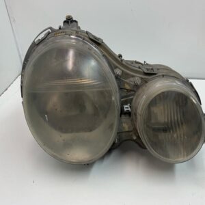 FARO DERECHO MERCEDES-BENZ CLASE E (BM 210) BERLINA