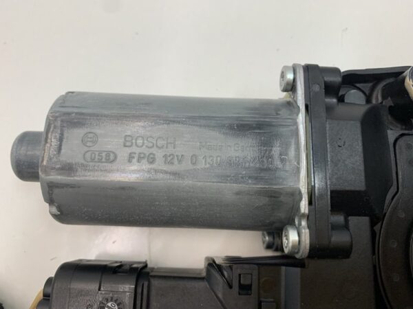 ELEVALUNAS TRASERO DERECHO VOLKSWAGEN GOLF V (1K1)(10.2003)