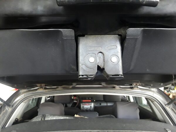 CERRADURA MALETERO / PORTON MAZDA 3 BERLINA