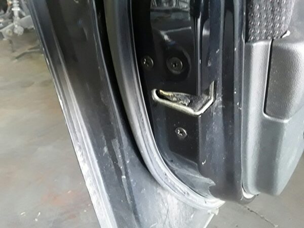 CERRADURA PUERTA DELANTERA IZQUIERDA  MAZDA 3 BERLINA