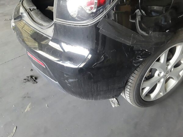 PARAGOLPES TRASERO MAZDA 3 BERLINA