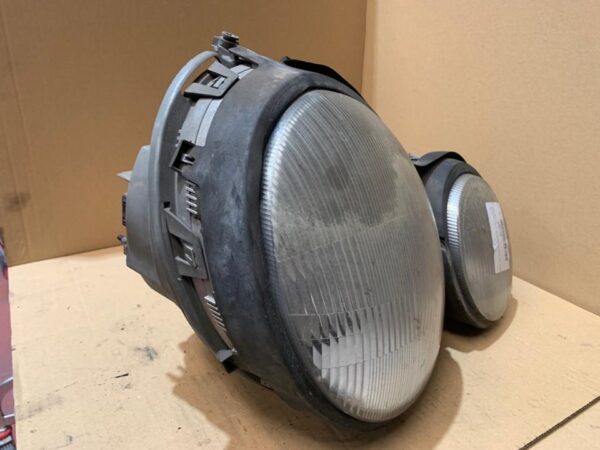 FARO DERECHO MERCEDES CLASE E  BERLINA DIESEL