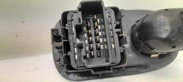 MANDO ELEVALUNAS DELANTERO IZQUIERDO  RENAULT KANGOO