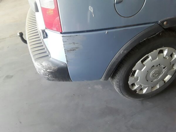 PARAGOLPES TRASERO OPEL COMBO