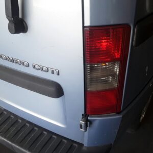 PILOTO TRASERO DERECHO OPEL COMBO