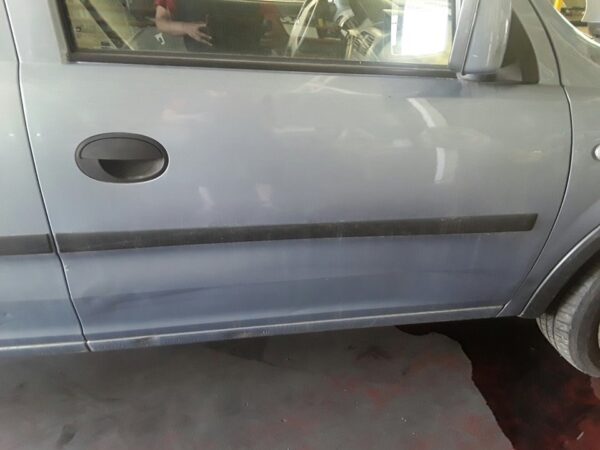 PUERTA DELANTERA DERECHA OPEL COMBO