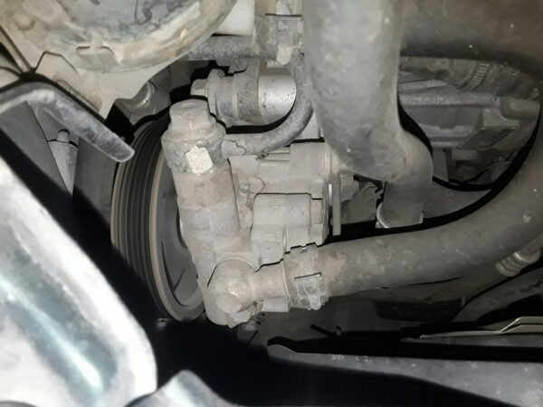 BOMBA DIRECCION TOYOTA RAV 4
