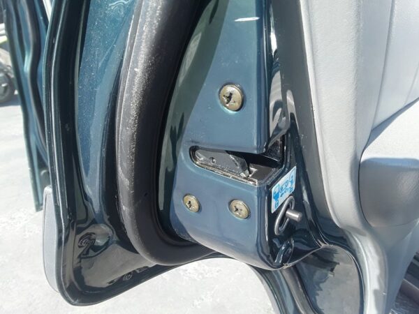 CERRADURA PUERTA TRASERA IZQUIERDA  HYUNDAI TERRACAN