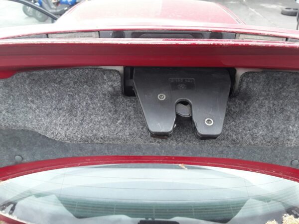 CERRADURA MALETERO / PORTON BMW SERIE 3 BERLINA