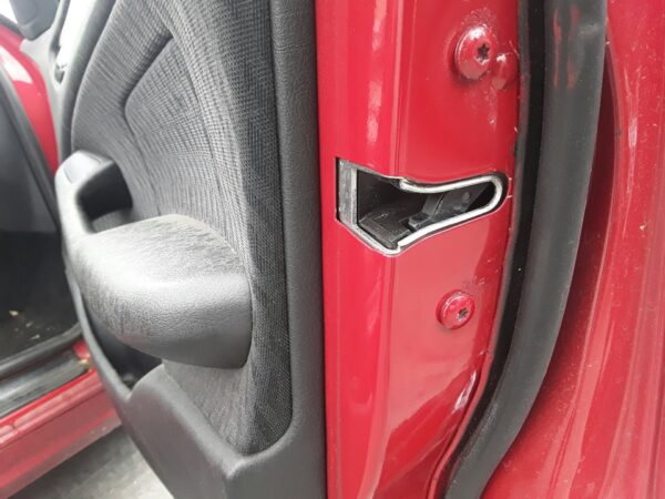 CERRADURA PUERTA DELANTERA DERECHA BMW SERIE 3 BERLINA