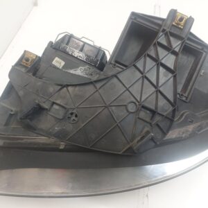 FARO DERECHO AUDI A4 AVANT