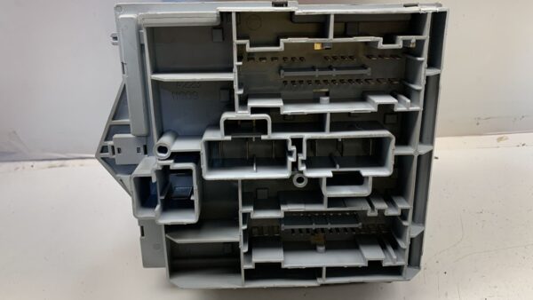 CAJA RELES / FUSIBLES ALFA ROMEO 159