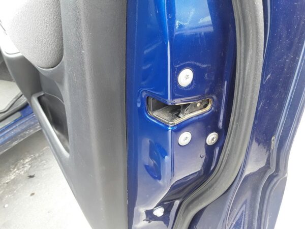 CERRADURA PUERTA DELANTERA DERECHA TOYOTA RAV 4