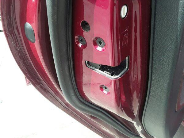 CERRADURA PUERTA TRASERA IZQUIERDA  FORD FIESTA